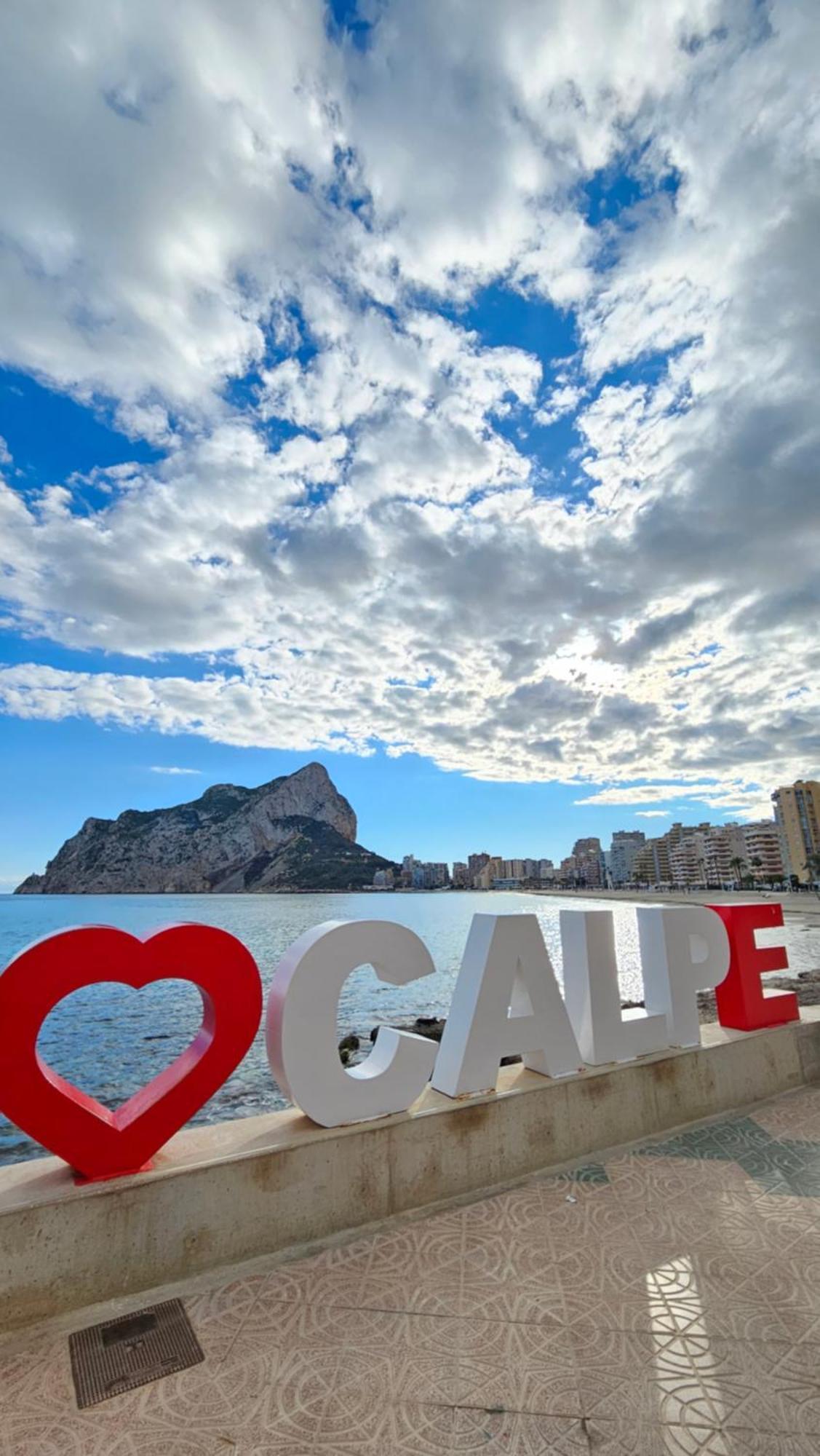 Esmeralda Suites Sunrise Con Piscina Calpe Esterno foto